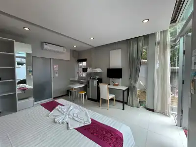 Phu NaNa Boutique - 4