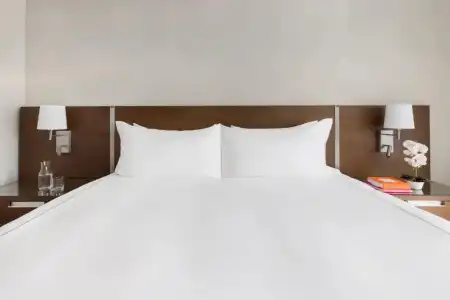 Acqua Bay Luxury Apartments - 39