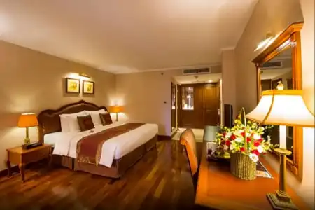 Grand Saigon - 83
