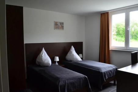 Zwei Raben Pension - 49