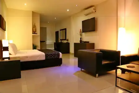 East Suites - 157