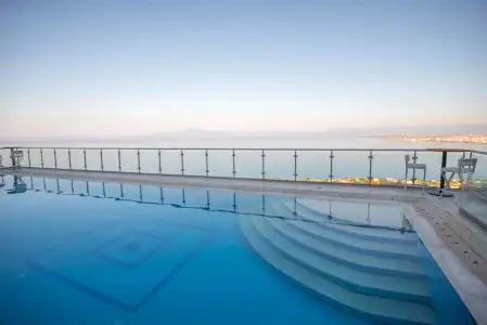 Belvedere - 12