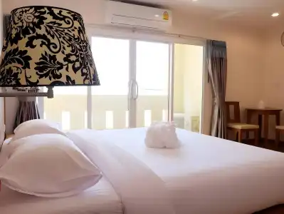 D Pattaya - 1