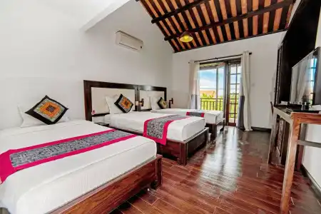 Calm House Hoi An 1 - 4