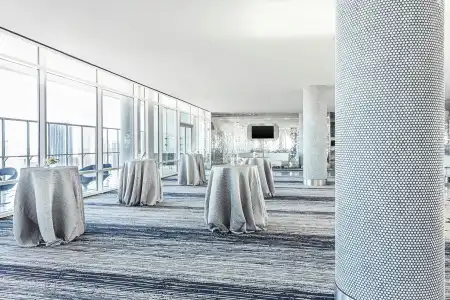 W Dallas - 19