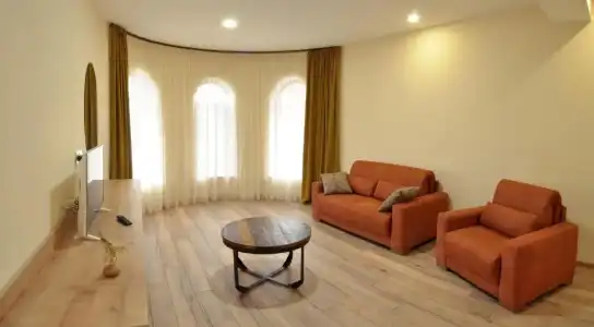 Babaneuris Marani - 79