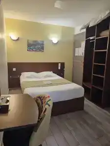 Massilia Hôtel - 79