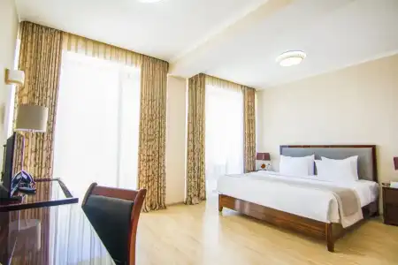 Lisi Hills - 158