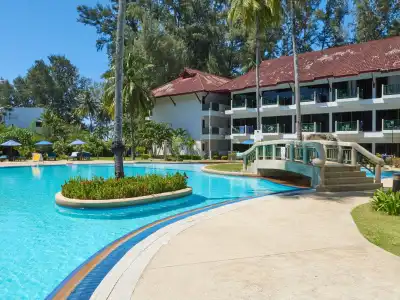 Amora Beach Resort Phuket - 4