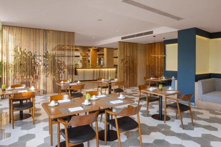 Melia Danang Beach Resort - 37