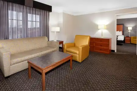 La Quinta Inn by Wyndham Laredo I-35 - 46