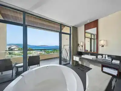 Hilton Sanya Yalong Bay Resort & Spa - 102