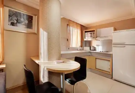 Gallery Residence & - 108