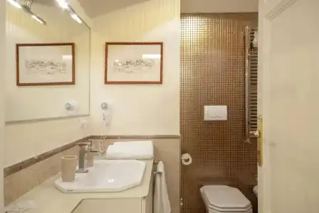 Bea Suites Luxury Rooms - 14