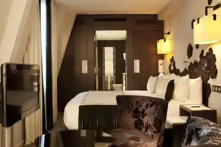 Hôtel Les Jardins de La Villa - 84