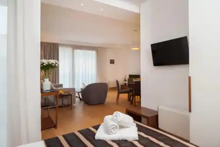 Residence by Vestibul Palace - 29