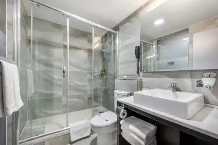 Gallery Residence & - 166