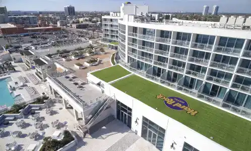 Hard Rock - 48