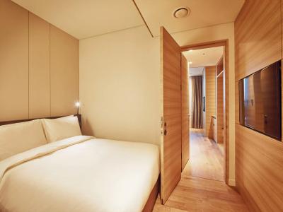 Crown Park Myeongdong - 26