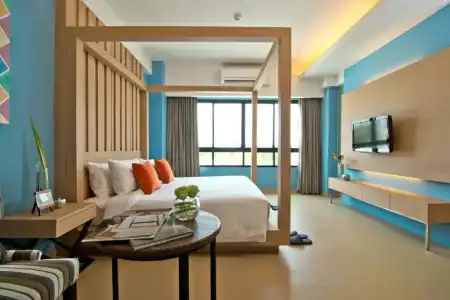 J Residence - 166
