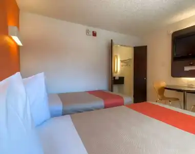 Studio 6 Suites Las Vegas, NV – Tropicana - 76