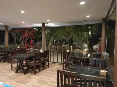 CheeVa Beach Resort - 21