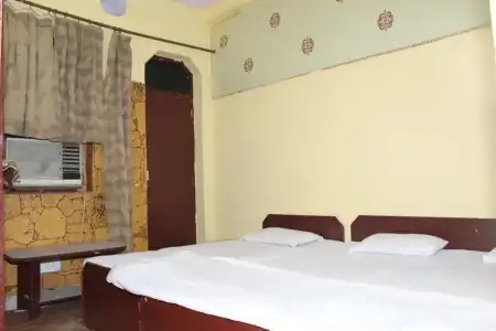 Raj Bed & Breakfast - 21