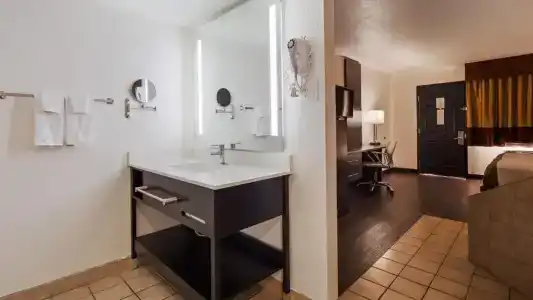 SureStay By Best Western Phoenix Airport - 56