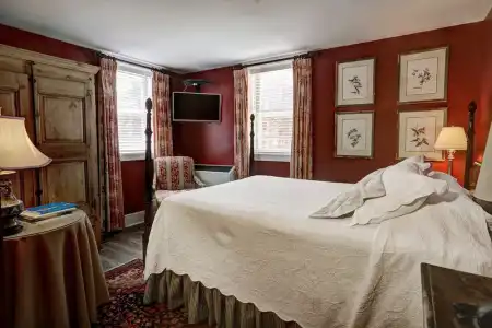 200 South Street Inn - 35