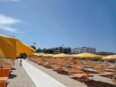 Dante Family Beach Resort - 27