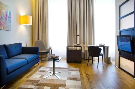 HiLight Suites - 119