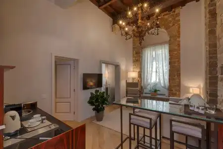 Donati Luxury Tower Suites - 17