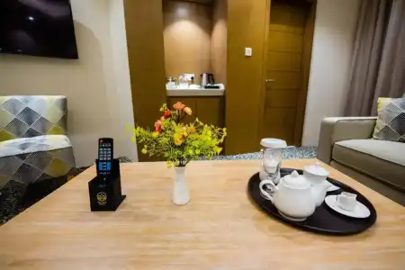 Rozana - 4