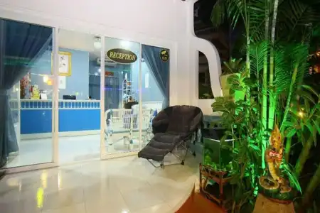 Patong Sunbeach Mansion - 9