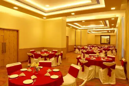 The Metropolitan and Spa New Delhi - 24