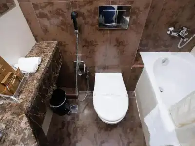 Landmark, Baniyas - 33