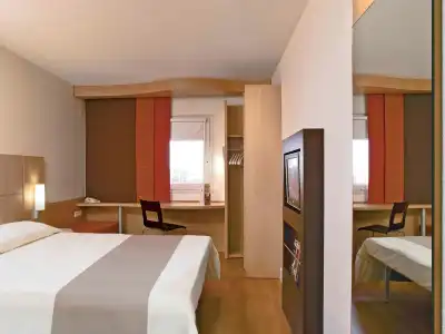 ibis Vannes - 2