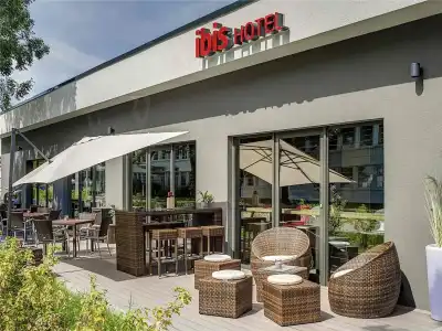 Ibis München Airport Süd - 23