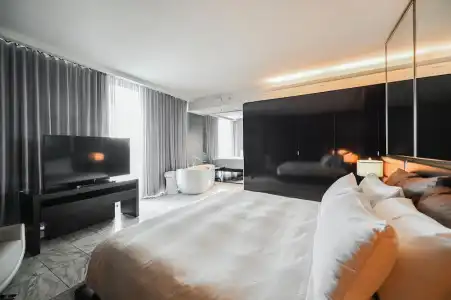 Beautiful Palms Place Suite - 366
