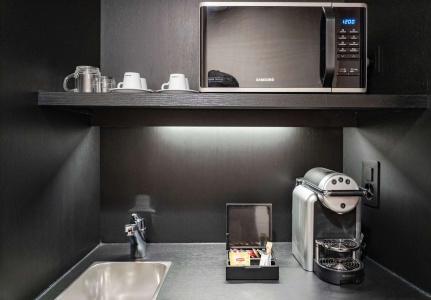 Nash Suites Airport - 16