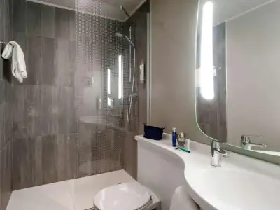 ibis Geneve Centre Gare - 7