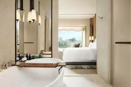 Dusit Thani Bangkok - 10