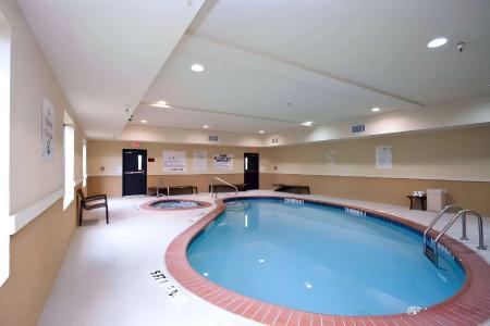 Comfort Inn & Suites Dallas Medical - Market Center - 8