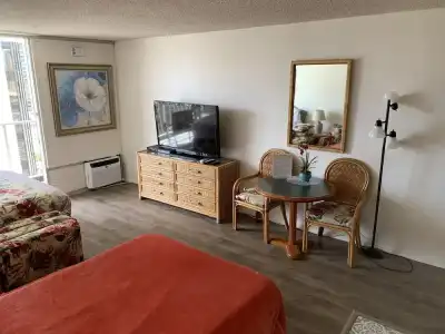 Tropical Studios at Marine Surf Waikiki - 6