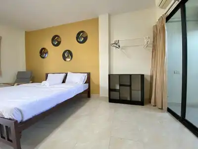 Breezy Pattaya - 16