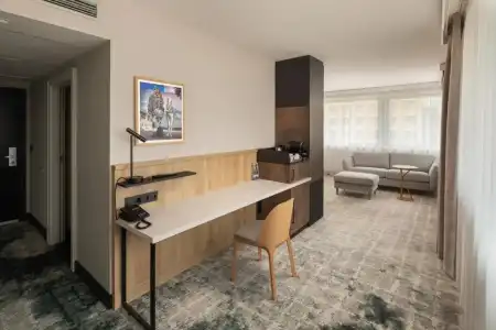 Crowne Plaza Budapest by IHG - 78