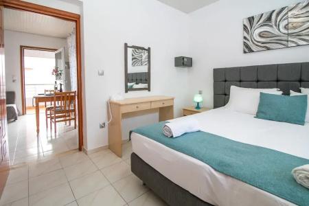 Platoni Elite Apartments - 23