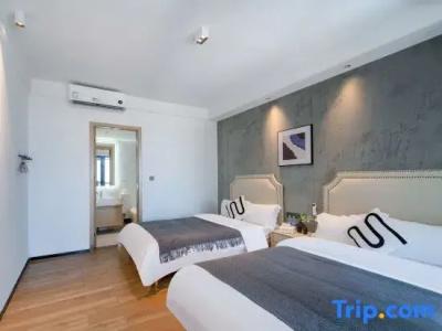 Island Skylight Resort - 156