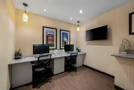 Comfort Inn Gaslamp Convention Center - 2