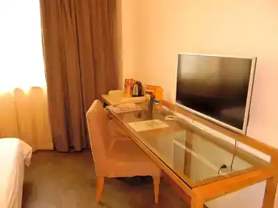 Yanjiang East Garden Inn - 34